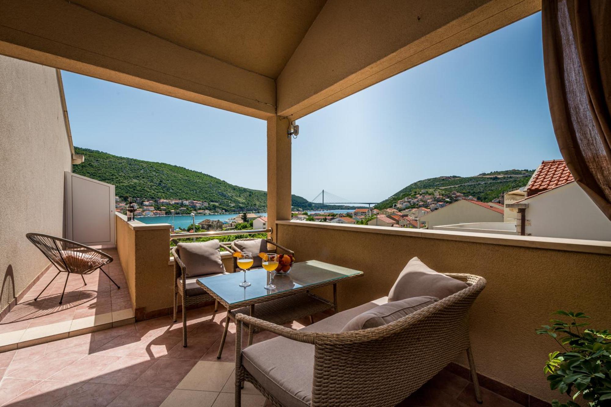 Apartments Du Lux Mokošica Buitenkant foto